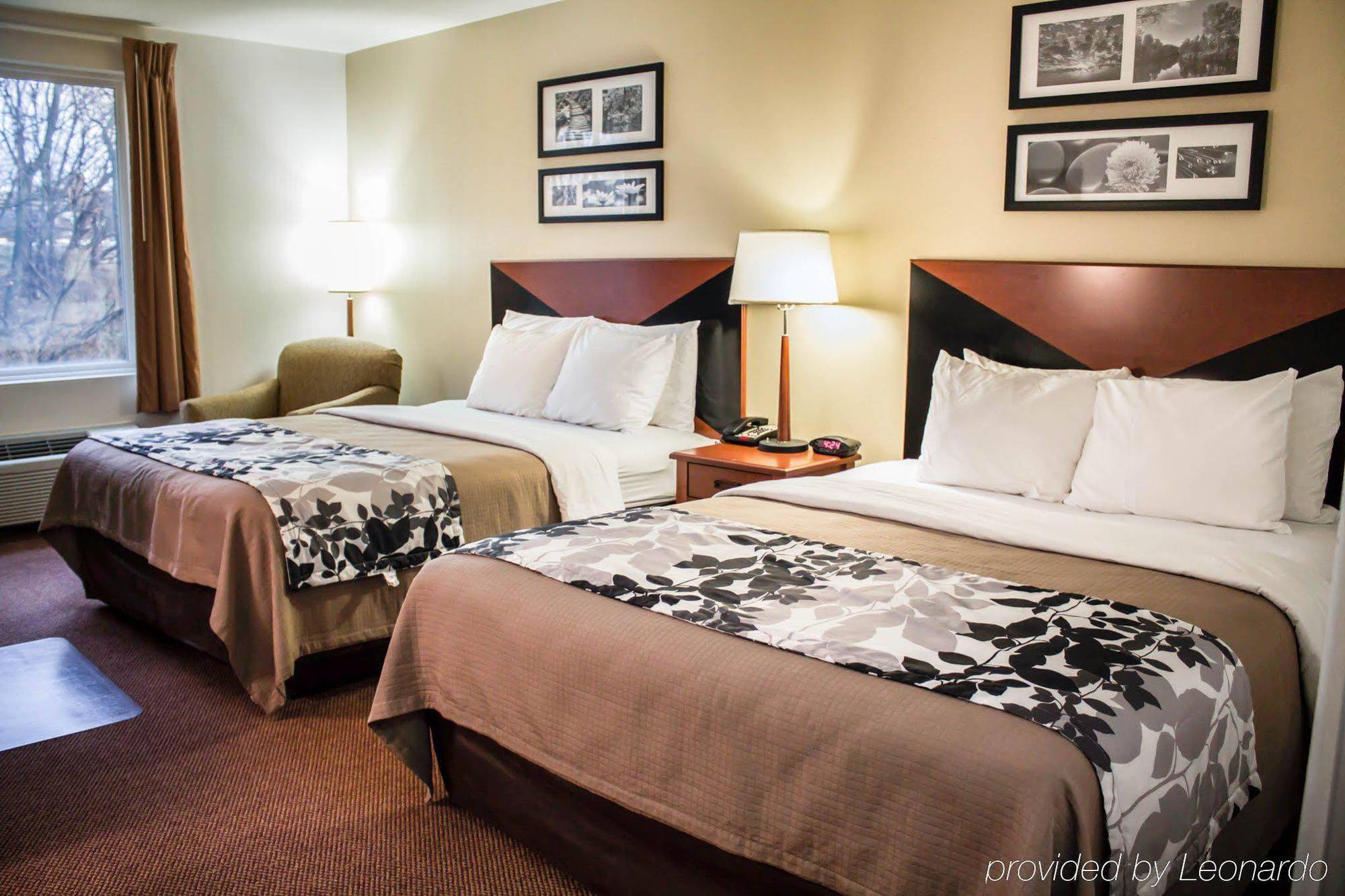 Quality Inn & Suites Чемберсберг Экстерьер фото