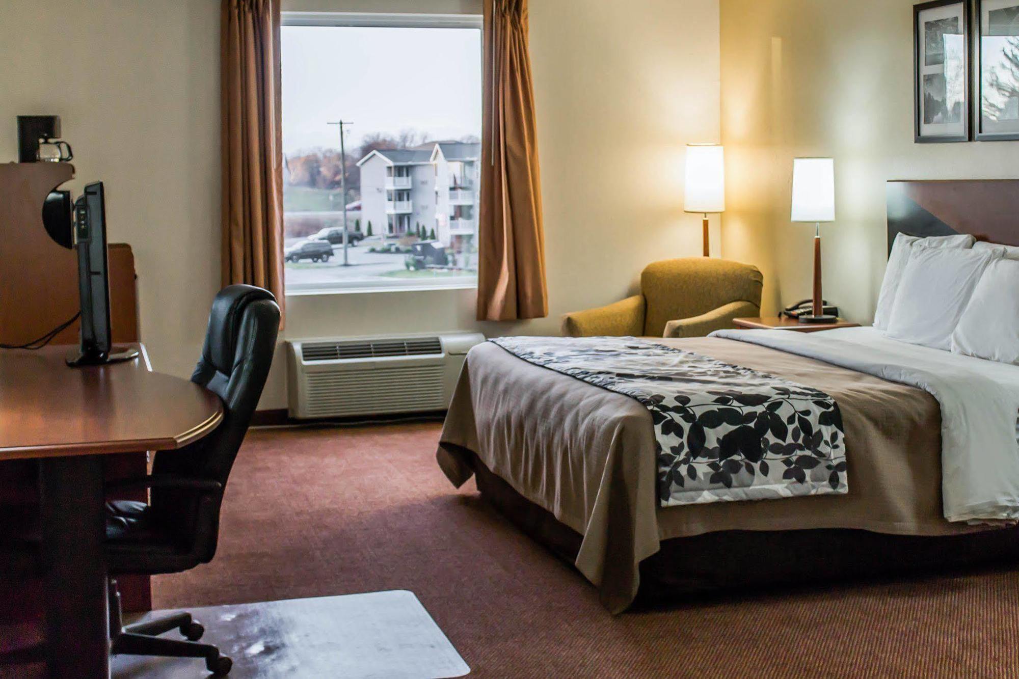 Quality Inn & Suites Чемберсберг Экстерьер фото