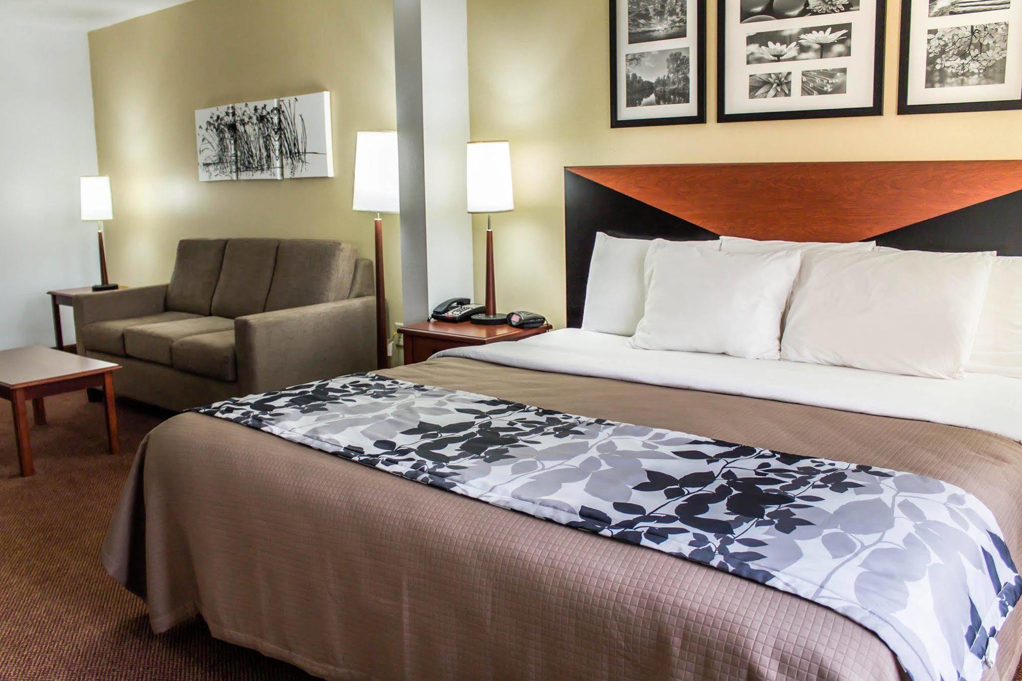 Quality Inn & Suites Чемберсберг Экстерьер фото